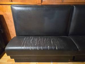 lot 4287 image: Black Leather Restaurant Booth Seating