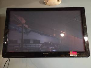 lot 4294 image: Panasonic 42in Flat Screen TV
