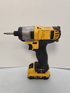 lot 101 image: DeWalt DCF815 12V Impact Driver