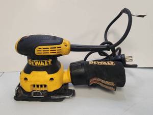 lot 102 image: DeWalt DWE6411 14 Sheet Palm Sander