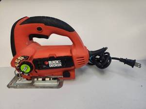 lot 117 image: Black & Decker JS660 Jig Saw