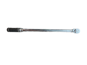 lot 129 image: Husky Chrome Torque Wrench
