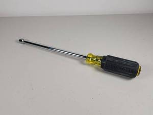 lot 144 image: Klein Tools 14 Magnetic Nut Driver