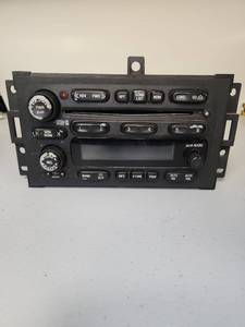 lot 206 image: 2007 Delco Car Radio CD Player Head Unit