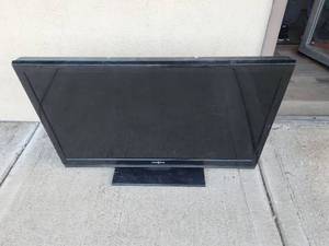 lot 263 image: Insignia 39-inch LCD TV Model NS-39L700A12