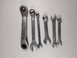lot 280 image: Set of 6 Chrome Combination Wrenches