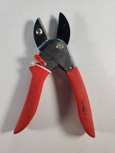 lot 314 image: Professional Pruning Shears with Red Handles