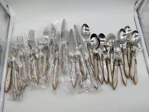 lot 99116 image: World Market Pearl Handle Flatware Set