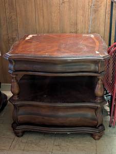 lot 99209 image: Traditional Wooden Two-Tier Side Table