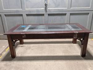 lot 99212 image: Traditional Mahogany Display Table with Glass Top