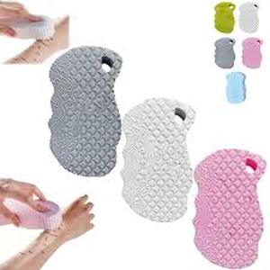 lot 12367 image: Multicolor Waaqkid 6Pc Magic Exfoliating Bath Sponge 5.5 x 2.6��