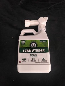 lot 5386028 image: Turf Titan Lawn Striper with Hose, 32 oz - Retail $32