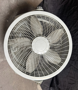 lot 5386053 image: Used fan - Retail $5