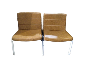 lot 5386112 image: Pair of Leather Chairs - Retail $0