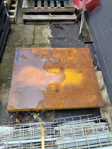 lot 5386124 image: Hydraulic Lift - Retail $0