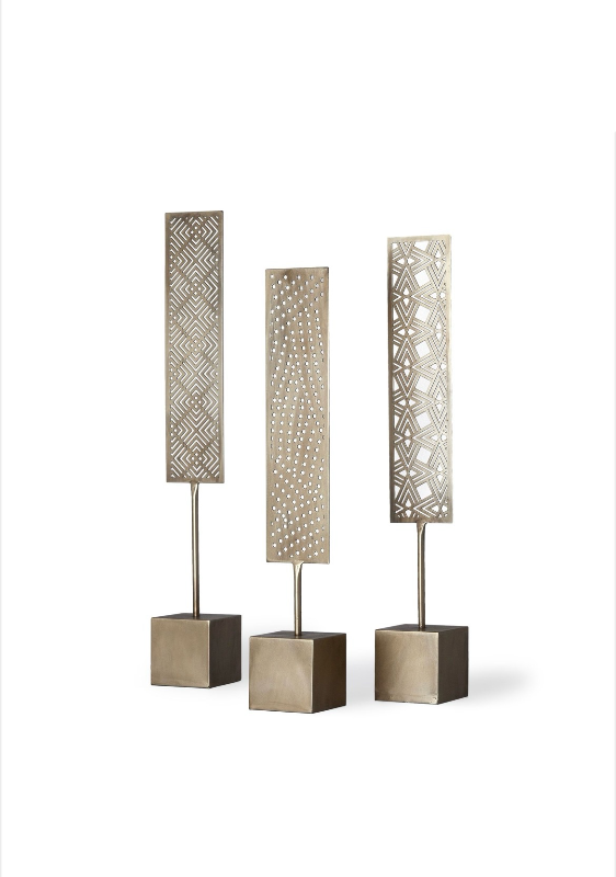 lot 5109052 image: Mercana Arondale (Set of 3) 4L x 12W Gold Cutout Decorative Objects 67797 - Retail $271.98