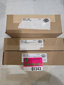lot 1343 image: Harley-Davidson OEM Air Filter Elements Set  Part #s In Photos