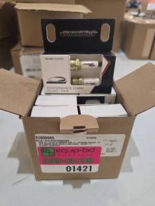 lot 1421 image: Screamin Eagle Performance Spark Plugs for Harley XGMilwaukee-Eight  Part #31600085