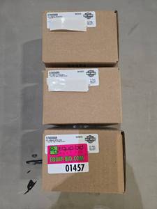lot 1457 image: Harley-Davidson Windshield Mounting Kits 57400668 - Set of 3