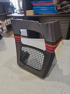 lot 1471 image: Harley-Davidson Street Glide Road Glide Batwing Fairing Vent