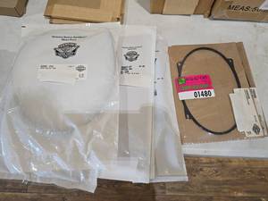 lot 1480 image: Harley-Davidson OEM Parts Lot - Multiple Components