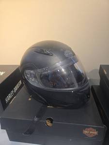 lot 9054 image: Harley-Davidson Full Face Motorcycle Helmet - Size 3XL