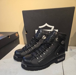 lot 9058 image: Harley-Davidson Black Leather Combat Boots - Size 12M