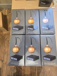 lot 9077 image: Harley-Davidson Ornament Hangers - Set of 6