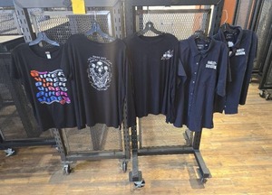 lot 9098 image: (5) Harley-Davidson Shirts - Sizes XL, 3X, 1W, 3W, M