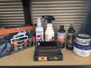 lot 9132 image: Harley-Davidson Travel Care Kit with Cleaning Products