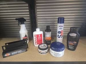 lot 9135 image: Motorcycle Detailing Products Bundle