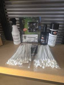 lot 9157 image: Harley-Davidson Motorcycle Detailing Kit With Phone Holder