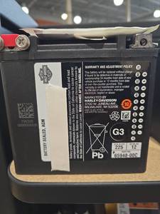 lot 9160 image: Harley-Davidson AGM Motorcycle Battery 65948-00C