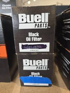 lot 9172 image: (6) Buell Motorcycle Black Oil Filter 63806-00Y