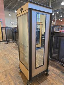 lot 11003 image: Harley-Davidson Merchandise Display Cabinet