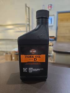 lot 9187 image: (4) Harley-Davidson Type D Fork Oil - 16 fl oz