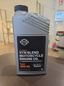 lot 9197 image: (12) Harley-Davidson SYN Blend Motorcycle Engine Oil 15W-50