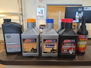 lot 9206 image: Motorcycle Oil and Fluid Set
