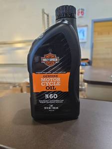 lot 9207 image: (9) Harley-Davidson Genuine SAE 60 Motorcycle Oil PN 62600009