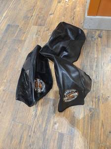 lot 9210 image: Harley-Davidson Motorcycle Fender And Tank Covers