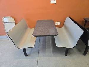 lot 9254 image: Commercial Food Court Seating Unit