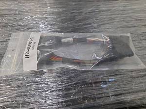 lot 9279 image: HD-46601-3 Breakout Box Adapter - Set of 2