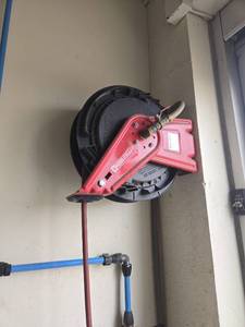 lot 9318 image: Reelcraft RT650-OLP Industrial Hose Reel