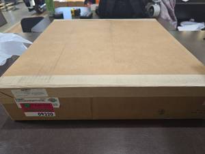 lot 9320 image: Harley-Davidson 14-inch Light Smoke Windshield Kit