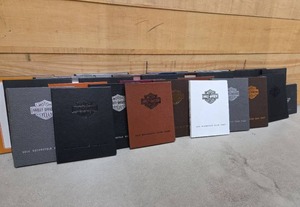 lot 11195 image: Harley-Davidson Color Charts 1993-2022 and 2025, 2026 Collection