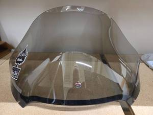 lot 11209 image: Klock Werks Pro-Sport Motorcycle Windshield 2310-0567
