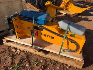 lot 4002 image: Unused TOFT Hydraulic Excavator Hammer (TOFT530)