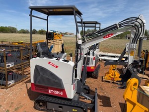 lot 4015 image: Unused BTTL Mini Excavator 1500KG (15H-6)
