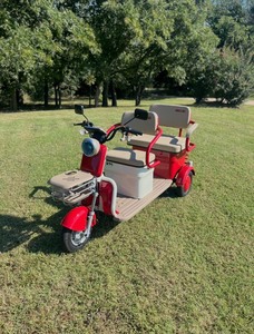 lot 4092 image: Unused SDLANCH Mini Golf Cart (IRGC40)