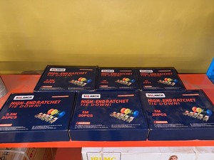 lot 4113 image: Unused SDLANCH Bind Belts Lot of 120 (SDLBB)